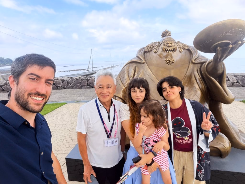 estatuas one piece japon