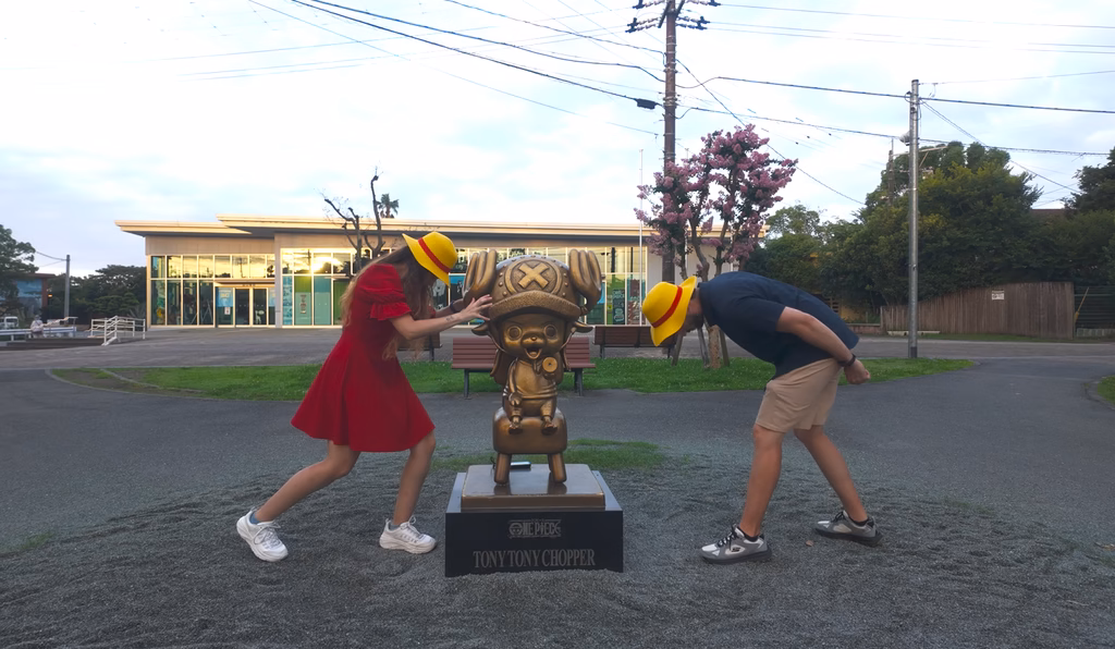 estatuas one piece japon